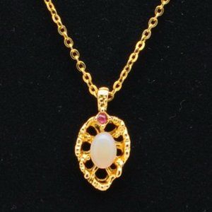 Opal and Gold Tone Chain Necklace